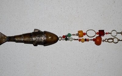 Collana con pesce
